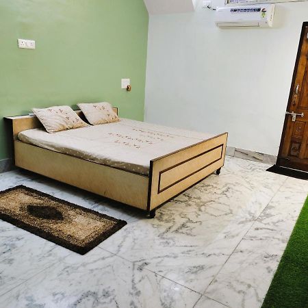 Malaiya 1RK AC Studio Luxury Apartment Jabalpur Bagian luar foto