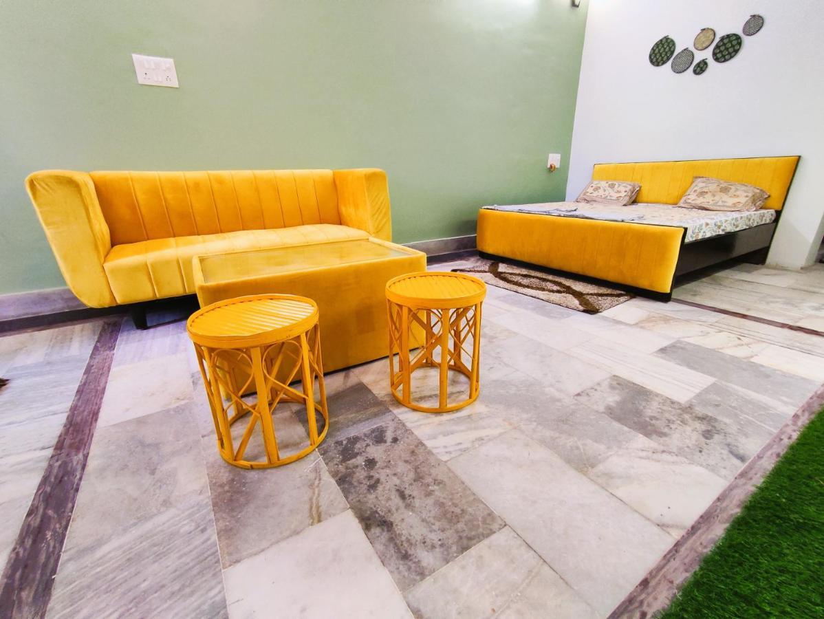 Malaiya 1RK AC Studio Luxury Apartment Jabalpur Bagian luar foto