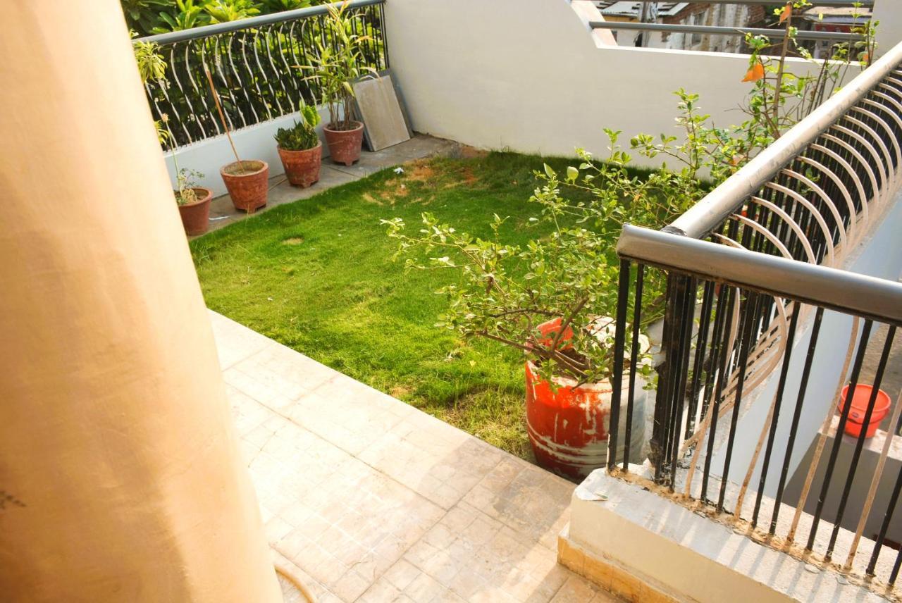 Malaiya 1RK AC Studio Luxury Apartment Jabalpur Bagian luar foto